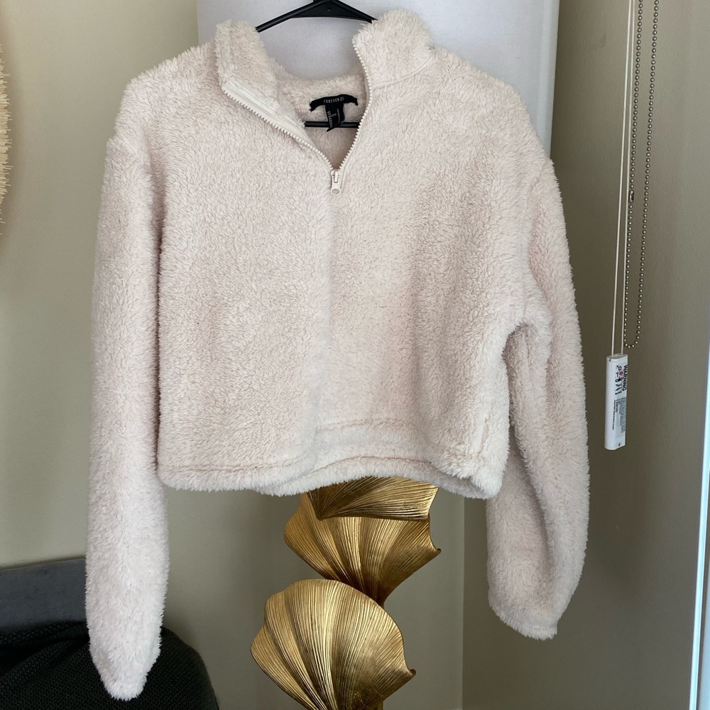 Cropped Faux Fur Pullover